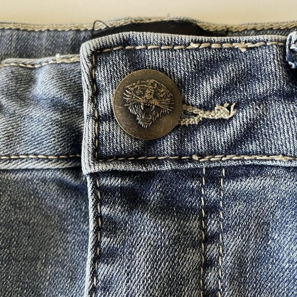Ed Hardy Women’s Heart Eagle Embroidered Denim Cut Off Shorts Jorts Size 26 - Picture 6 of 16